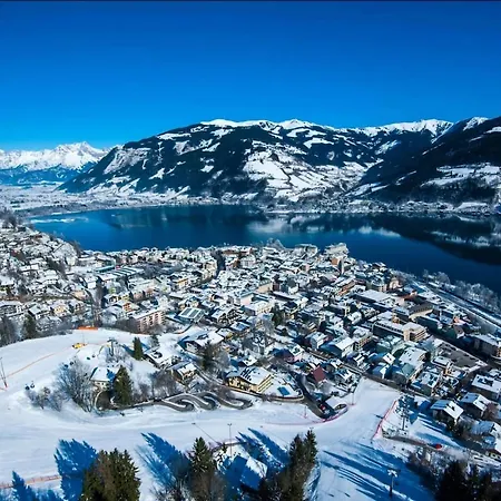 Gemuetliche In Zell Am See-schuettdorf Fuer Bis Zu 4 Personen *